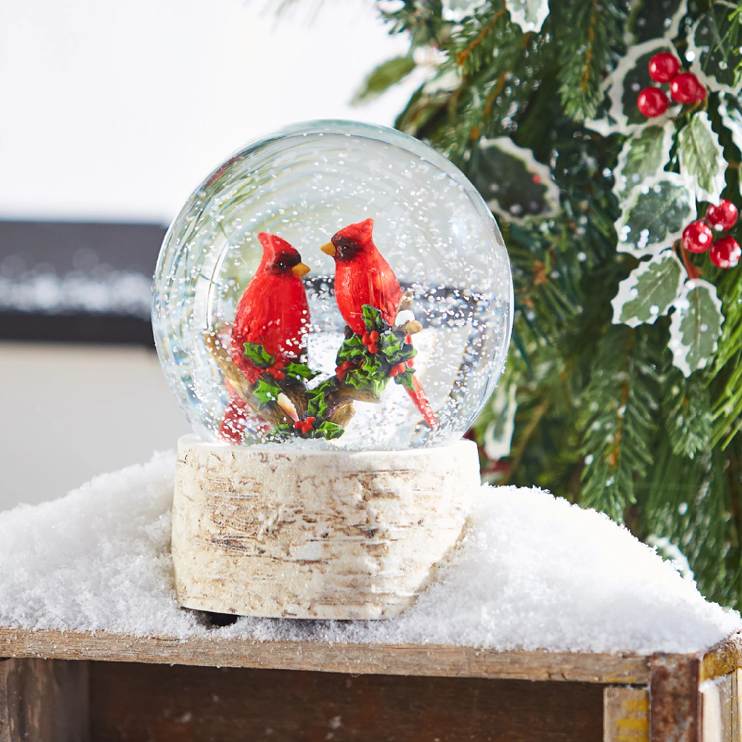 Raz 6.5" Cardinal Musical Christmas Snow Globe 3940512 Raz 6.5" Cardinal Musical Christmas Snow Globe 3940512 -The Jolly Christmas Shop 3940512 b 31649.1647546670
