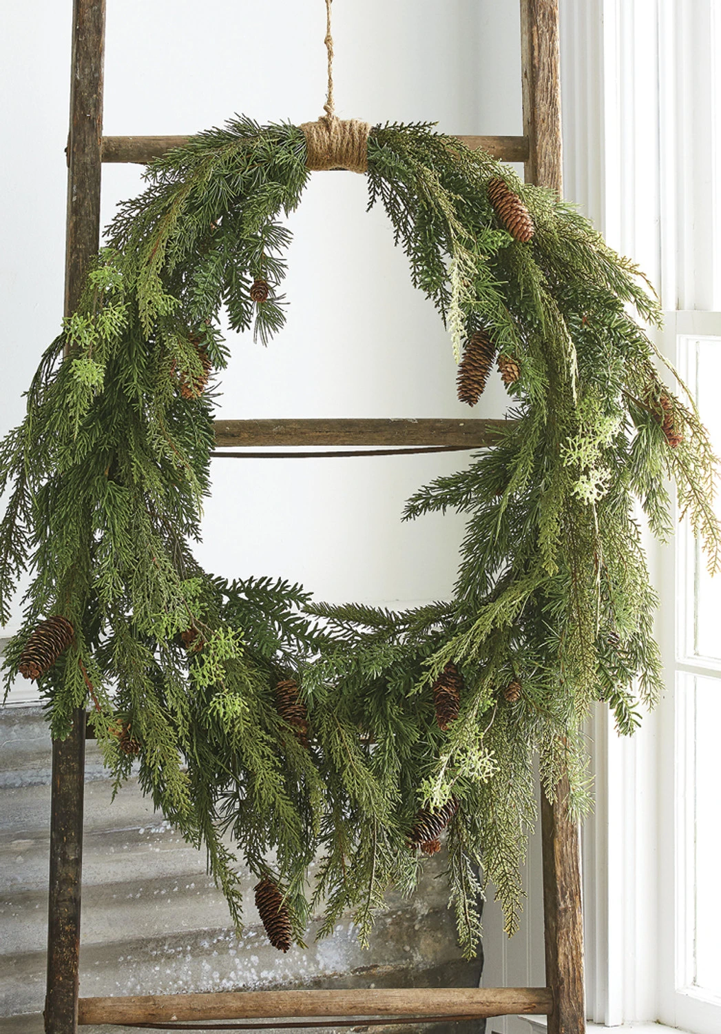 Raz 30" Oval Cedar and Pinecone Christmas Wreath W4011591 Raz 30" Oval Cedar And Pinecone Christmas Wreath W4011591 -The Jolly Christmas Shop apic239kc 37002.1646091931